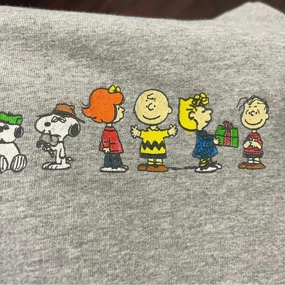 PEANUTS Charlie Brown Snoopy & Gang Christmas T-Shirt Adult Size Large - Picture 10 of 12
